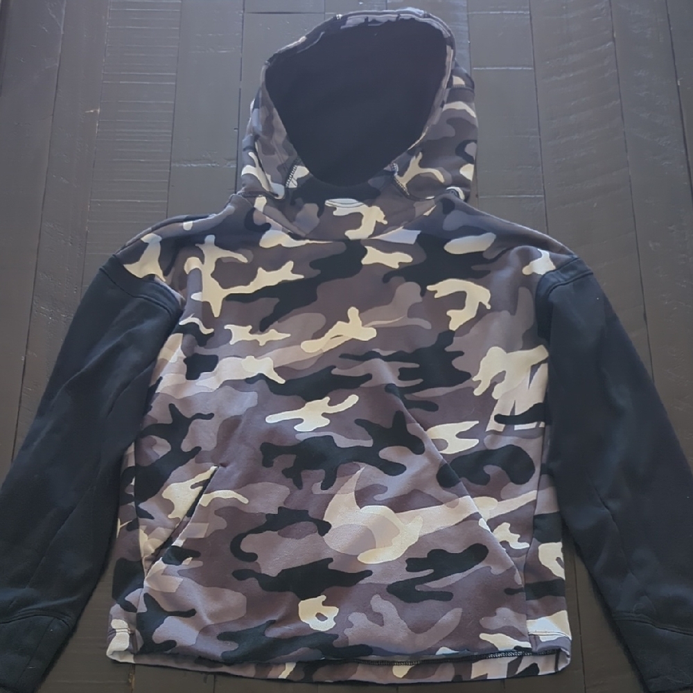 Nike Dri- Fit Black and Gray Camouflage Kids Hoodie